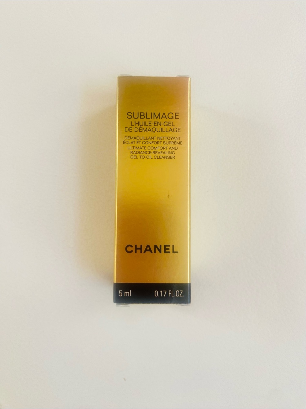 CHANEL Sublimage Gel-to-Oil Cleanser Gold and Black - Picture 2 of 2